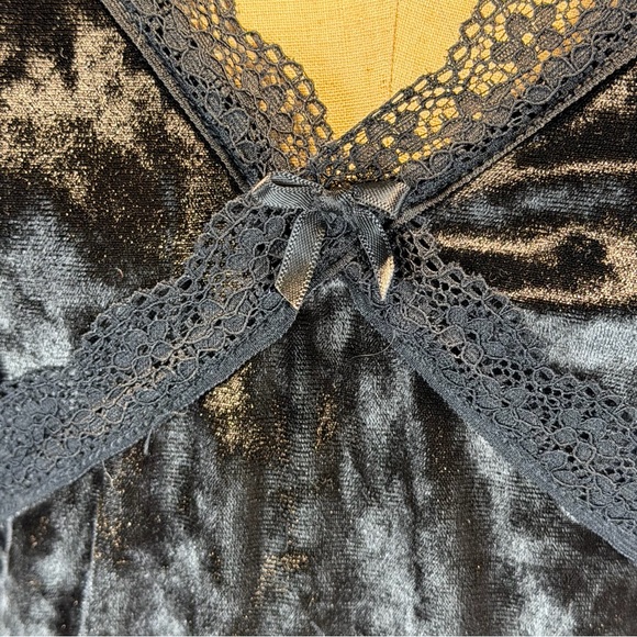 Black velvet nightgown nighty lingerie midi lace spaghetti strap sexy negligee - Picture 5 of 11